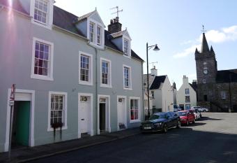 57 High Street allows 18 year olds to book a room