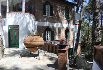 Semiramis Lodge allows 18 year olds to book a room