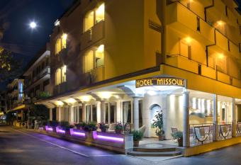 Hotel Missouri has Balcony rooms