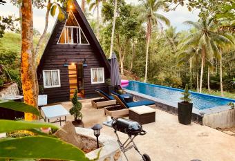 A House Lucban Resort & Spa has Smoking/Balcony rooms