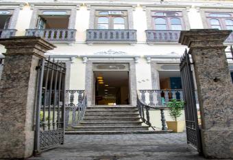 Rio 222 Hostel allows 18 year olds to book a room