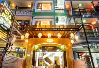 Family Hotel has Balcony rooms