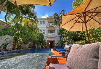 Villa Um Theara, Siem Reap allows 18 year olds to book a room