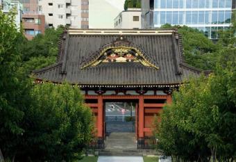 Evergreen Shinjuku #303 MM7 has rooms with a private hot tub