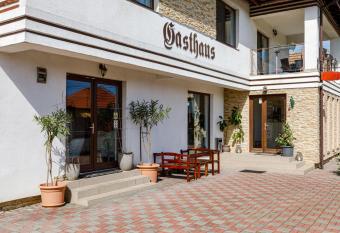 Gasthaus Linster has Balcony rooms