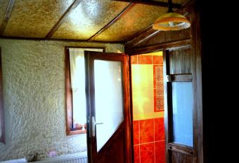 Kapadokya Organik Ciftlik Evi has rooms with a private hot tub