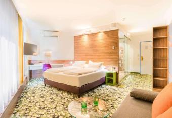 Ibis Styles Wien City allows 18 year olds to book a room
