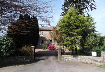 Kirkpatrick House allows 18 year olds to book a room