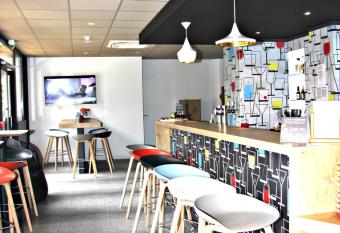 Ibis Toulouse Purpan Aeroport has Balcony rooms