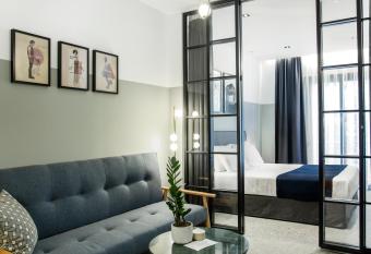 PAME Paradiso has Balcony rooms