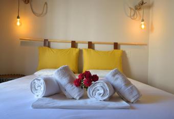 Corali rooms pelion has Balcony rooms