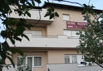 Rooms Villa Aria allows 18 year olds to book a room