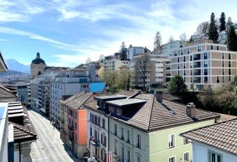 El Hamra - cozy - by PA has Balcony rooms