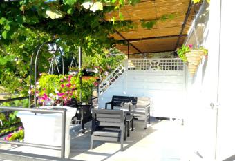 Sun house has Balcony rooms