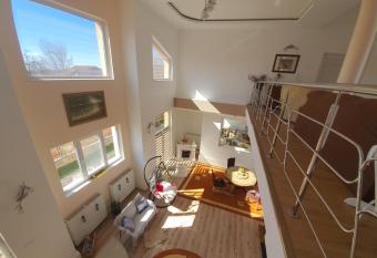 Bonton Rooms has Balcony rooms