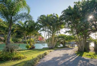 Pousada Quinta da Margem allows 18 year olds to book a room