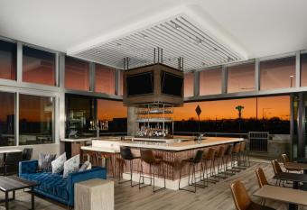 Hyatt Place Pena Station/Denver Airport allows 18 year olds to book a room