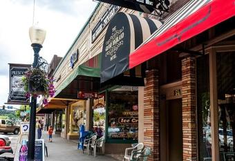 Grand Highland Hotel allows 18 year olds to book a room