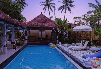 Villa Padi Pakem has Balcony rooms