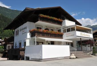Garni Birkenau has Balcony rooms