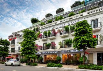 Draha Halong Hotel has Balcony rooms