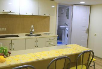 TNT apartment has rooms with a private hot tub