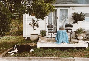 Thistle and Pine Cottage Farmstay allows 18 year olds to book a room