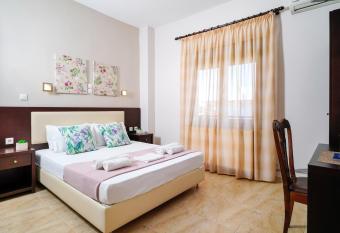 Villa Yanna has Balcony rooms