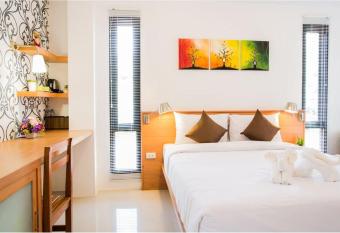 Palmari Boutique Hotel has Balcony rooms