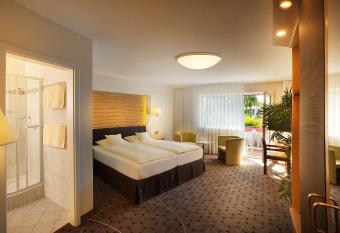 Hotel Sonneneck has Balcony rooms