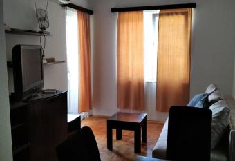 Apartman Sara has Balcony rooms