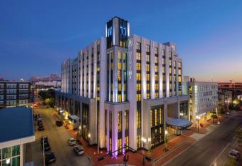 The Higgins Hotel New Orleans, Curio Collection by Hilton allows 18 year olds to book a room