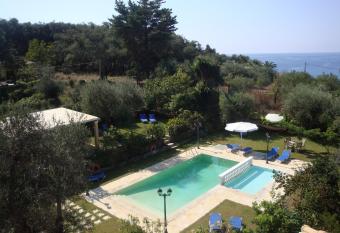 Pension Skala has Balcony rooms