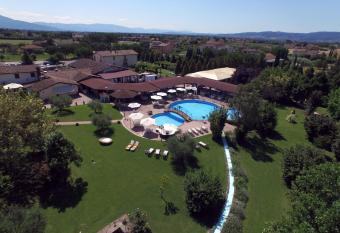 Relais Madonna di Campagna has Balcony rooms