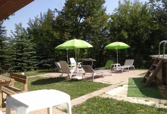 Villa Maria Pia has Balcony rooms