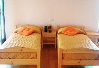 Ostello Sociale Borgo Venno has Balcony rooms