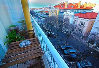 Residencial Duque de Saldanha has Balcony rooms