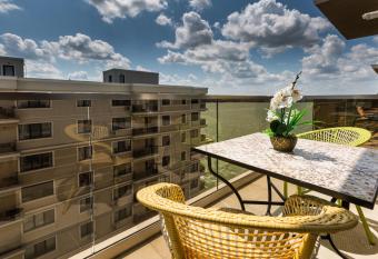 Rose Luxury Apartment allows 18 year olds to book a room