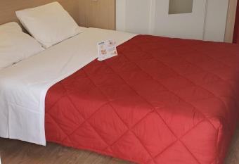 Premiere Classe Deauville Touques allows 18 year olds to book a room