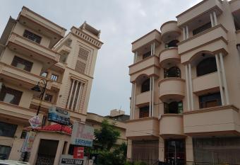HOTEL HAIFA has Balcony rooms