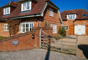 Thatched Cottage has Balcony rooms