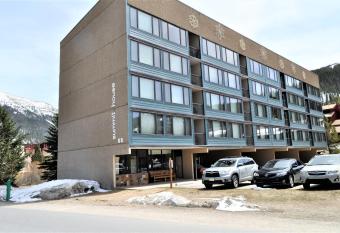 Summit House 2 bed 2 bath SHGW has Balcony rooms