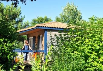 Azureva Vend  e Oc  an has Balcony rooms