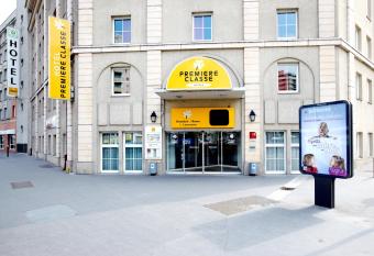 Premiere Classe Paris Ouest Pont De Suresnes allows 18 year olds to book a room