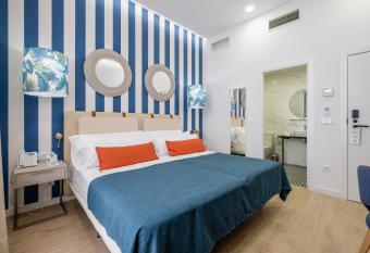 Soho Boutique Urban has Balcony rooms