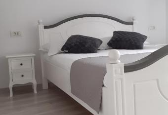 Casa Bella has Balcony rooms