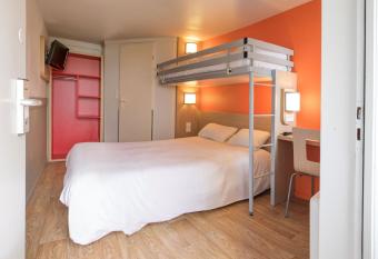 Premiere Classe Nantes Est St Sebastien Sur Loire allows 18 year olds to book a room