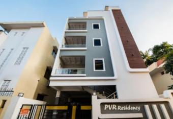 Feel like home -Guest House near Tenneti park has Balcony rooms