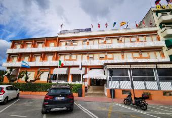 Hotel Milani has Balcony rooms