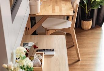 The Brown Hotel has Balcony rooms